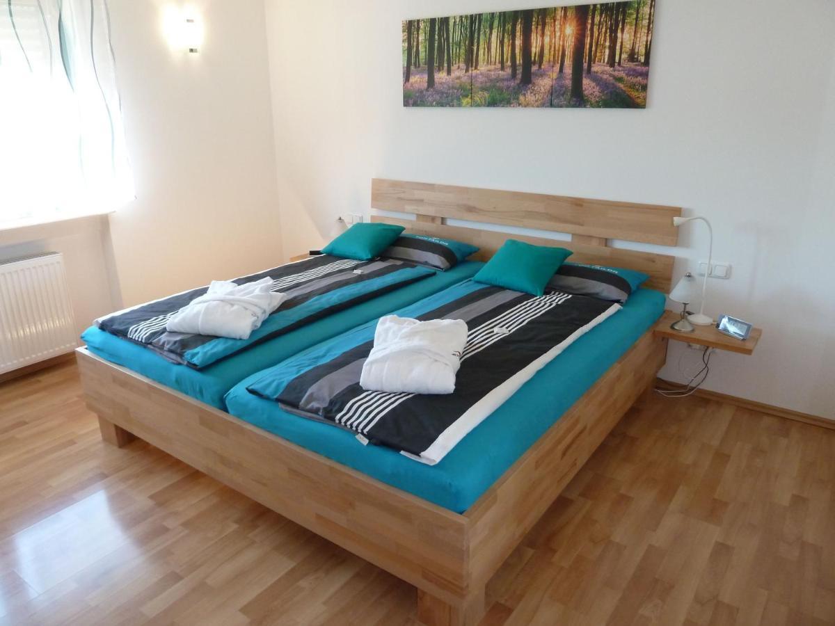 Ferienwohnung Odenwaldblick Momlingen Esterno foto